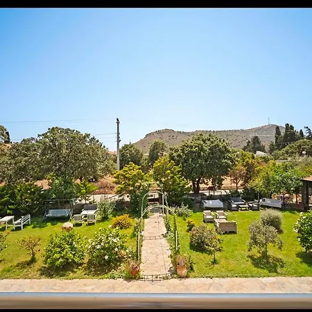Arzu Hotel