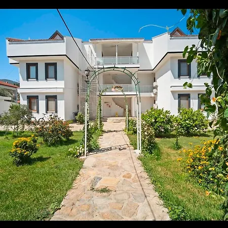Hotel Arzu